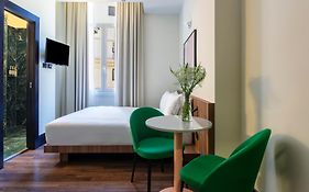 Hotel Caprice